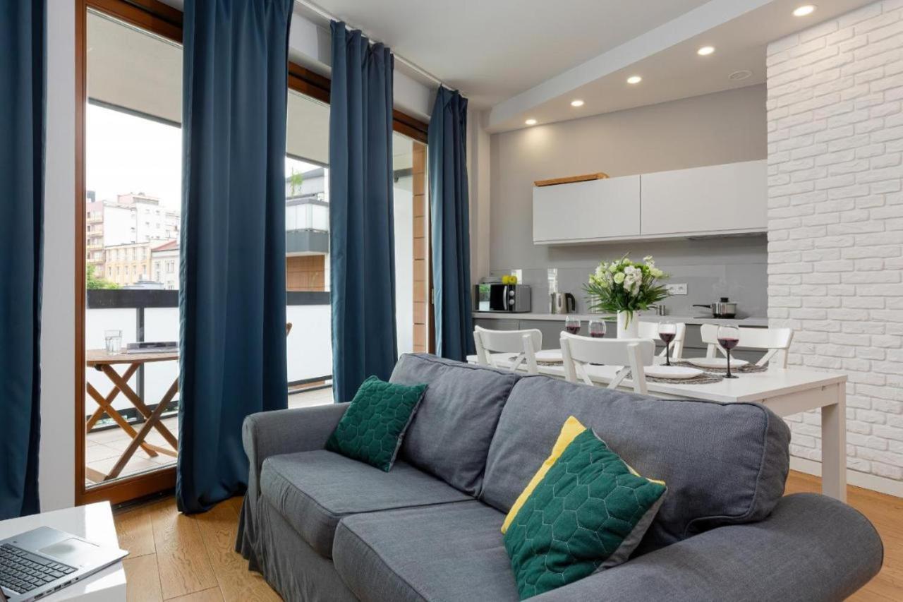 Modern Apartment Near Hilton วอร์ซอ ภายนอก รูปภาพ