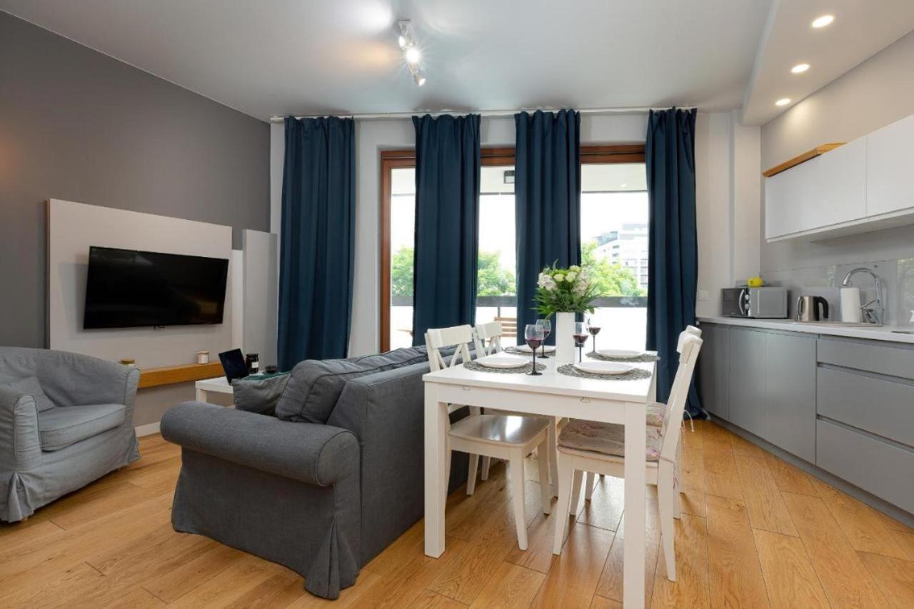 Modern Apartment Near Hilton วอร์ซอ ภายนอก รูปภาพ